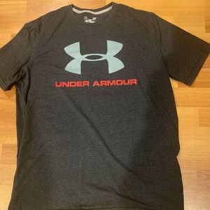 Underarmour t-shirt